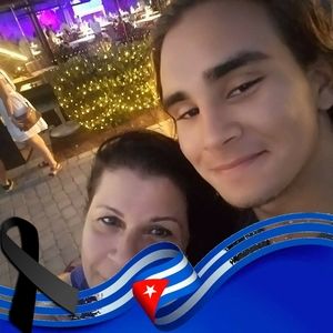 Meet your Posher, Isis